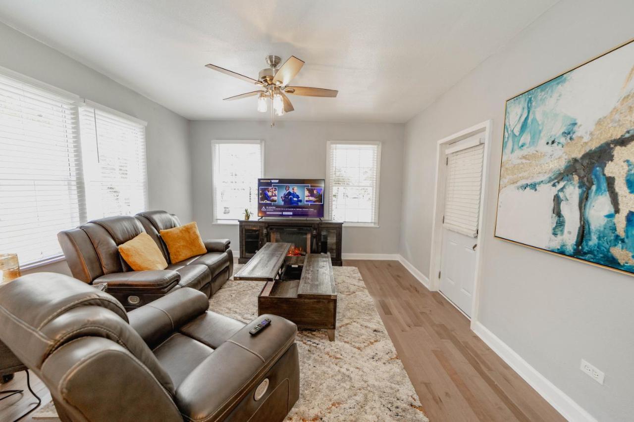 Comfortable King Suite Zen Space Hattiesburg Exterior photo
